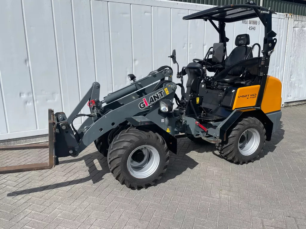Giant 452 HD Exstra ( 950 uur)